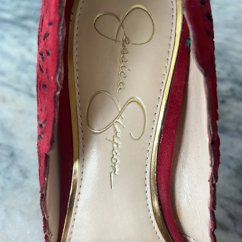 Jessica Simpson beautiful red suede heels - Picture 3 of 6